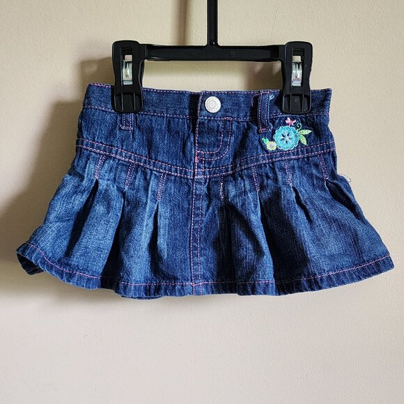 Arizona Baby Girls Blue Denim Jean Skirt With Built-In Shorts Size 12 Months - Picture 2 of 8